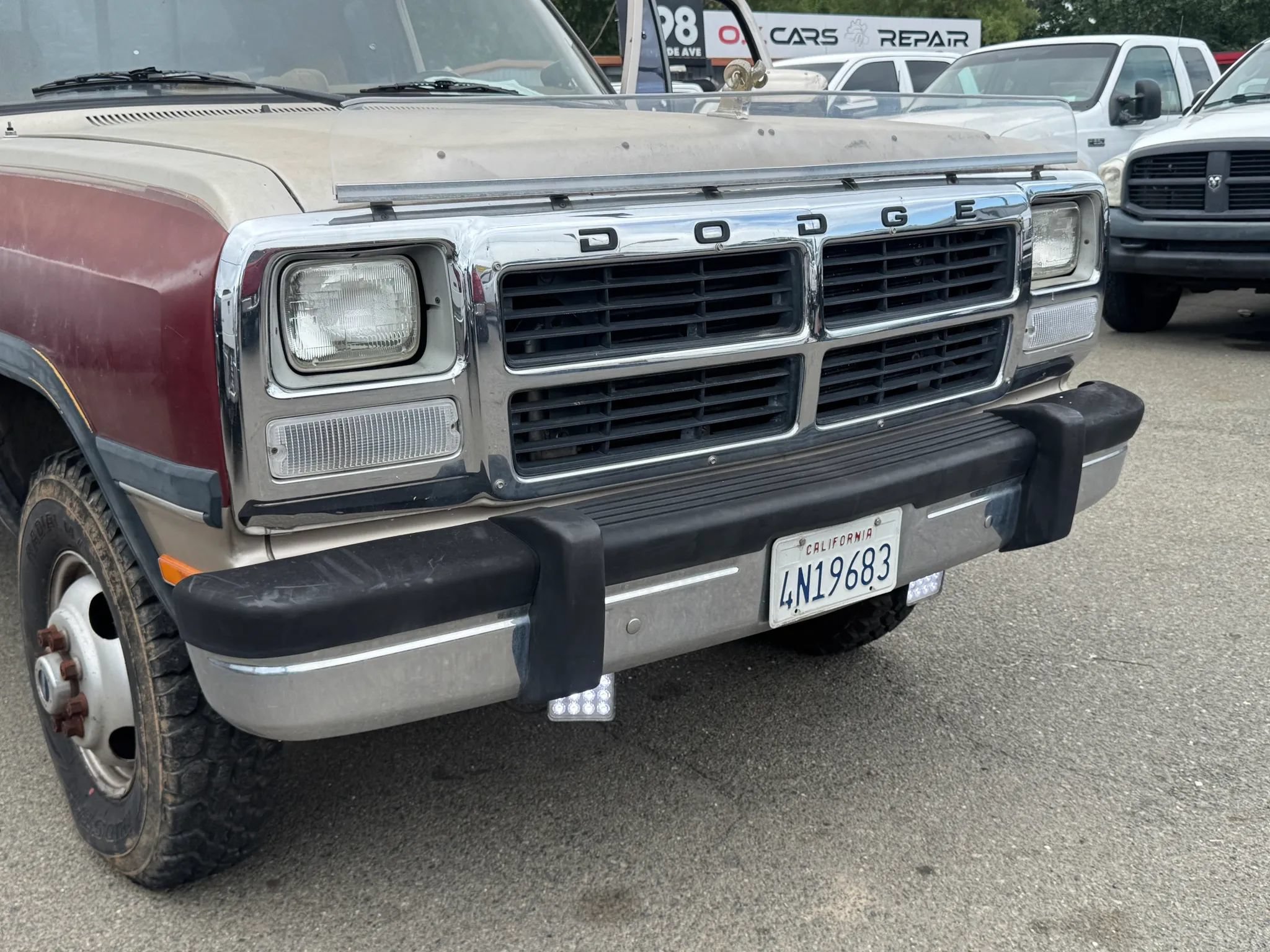 Used 1992 Dodge D/W Truck 350 AWD/4WD image 23