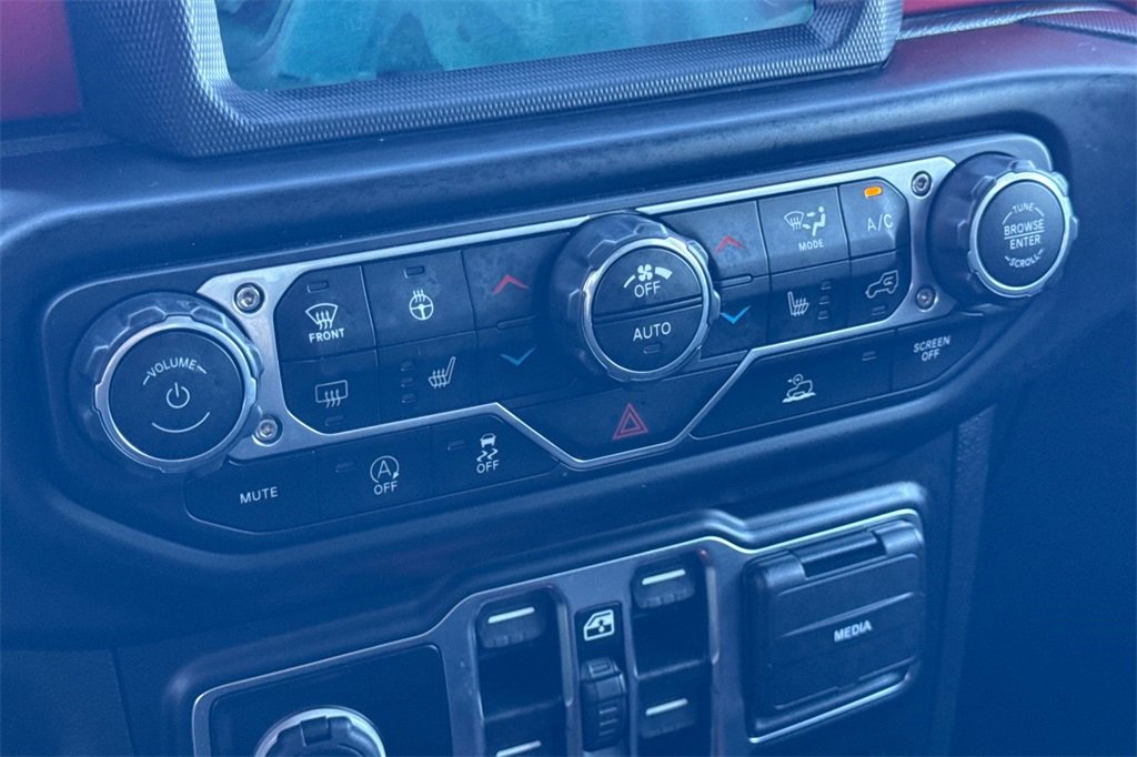 Used 2022 Jeep Gladiator Rubicon w/ LED Lighting Group image 22