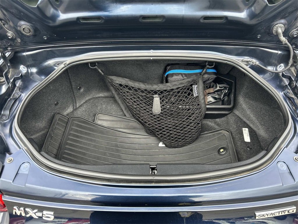 Used 2022 MAZDA MX-5 Miata RF Grand Touring image 12