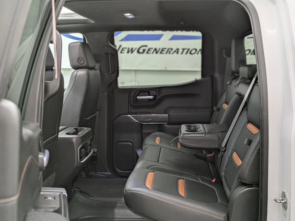 Used 2021 GMC Sierra 1500 AT4 w/ AT4 Preferred Package AWD/4WD image 13