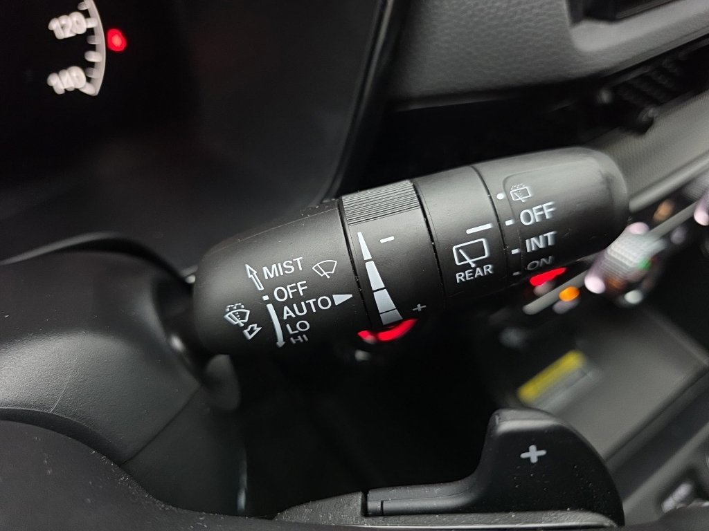 Used 2023 Honda CR-V Sport Touring image 28