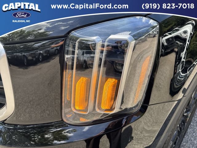 Used 2024 Kia Telluride SX Prestige w/ Towing Package AWD/4WD image 11