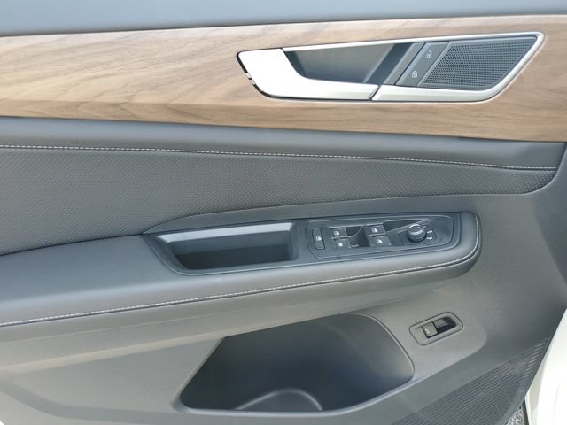 New 2026 Volkswagen Atlas SE FWD image 22