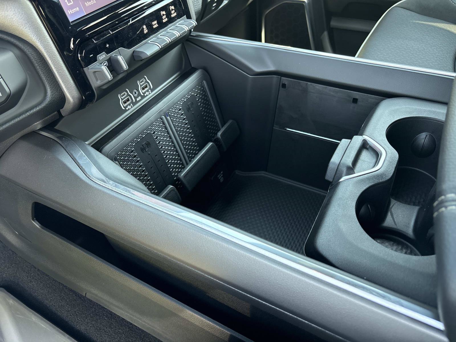 New 2026 RAM 2500 Laramie w/ Night Edition AWD/4WD image 26