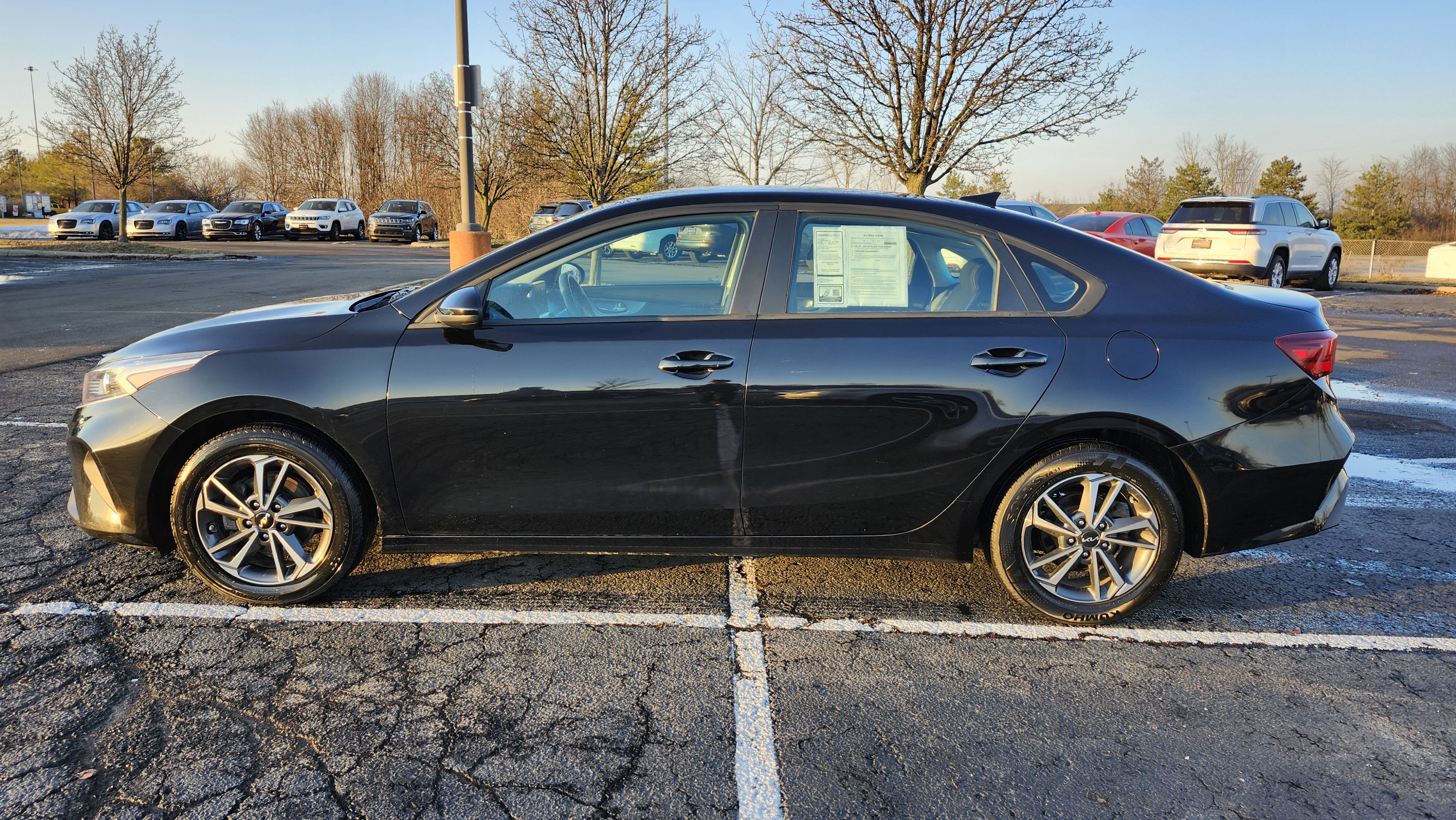 Used 2023 Kia Forte LXS image 12
