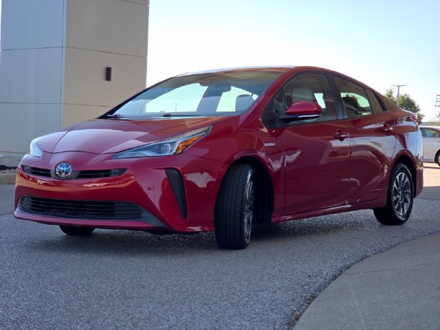 Used 2021 Toyota Prius Limited w/ Premium Convenience Package FWD image 24