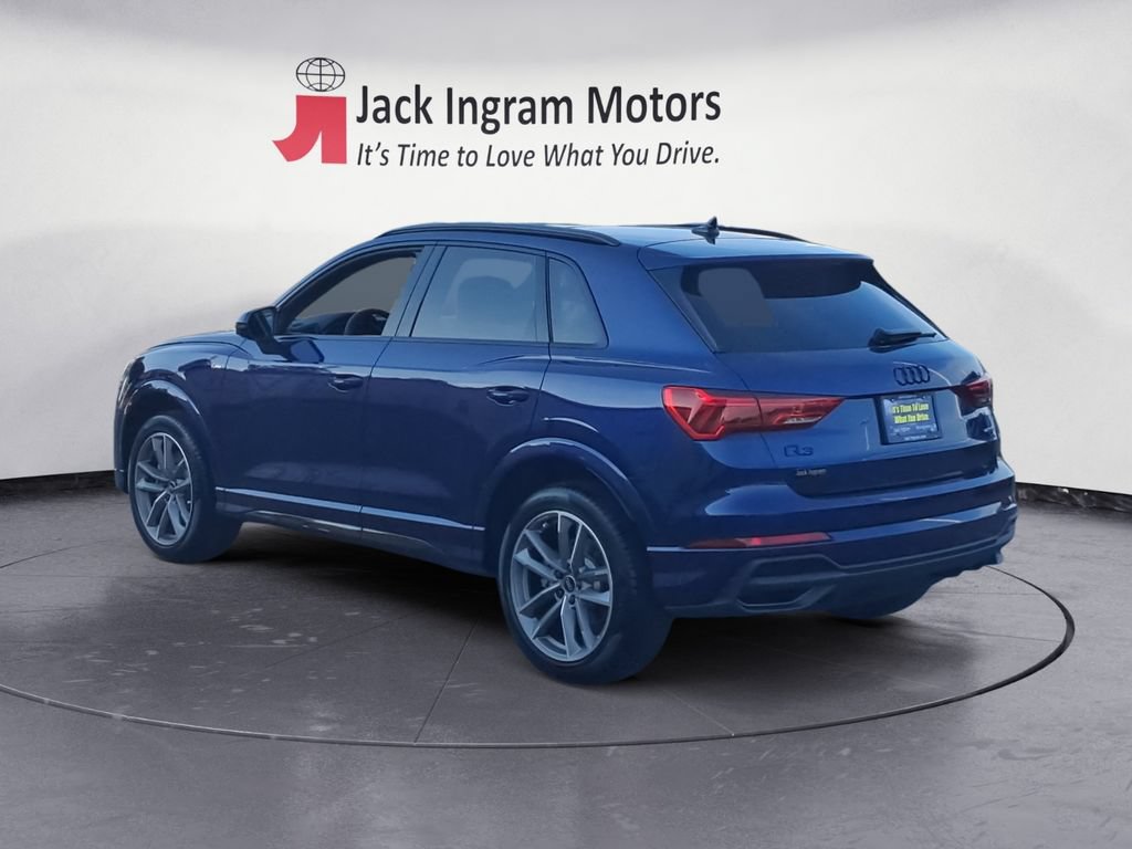 Used 2025 Audi Q3 2.0T Premium AWD/4WD image 3