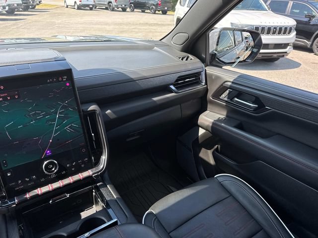 Used 2025 GMC Yukon AT4 Ultimate w/ LPO, Floor Liner Package AWD/4WD image 22