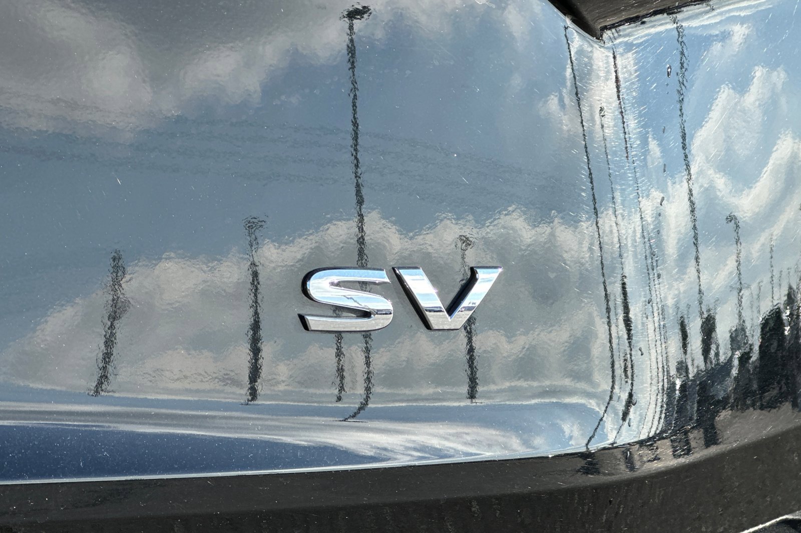 Used 2023 Nissan Rogue SV image 26