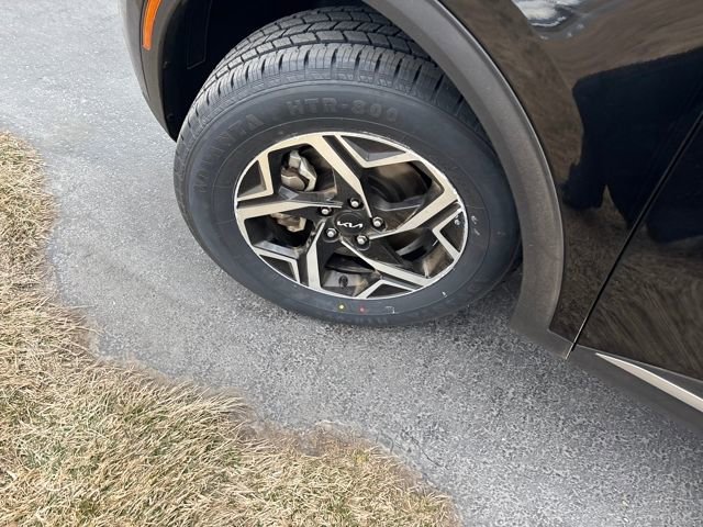 Used 2023 Kia Sportage LX image 26