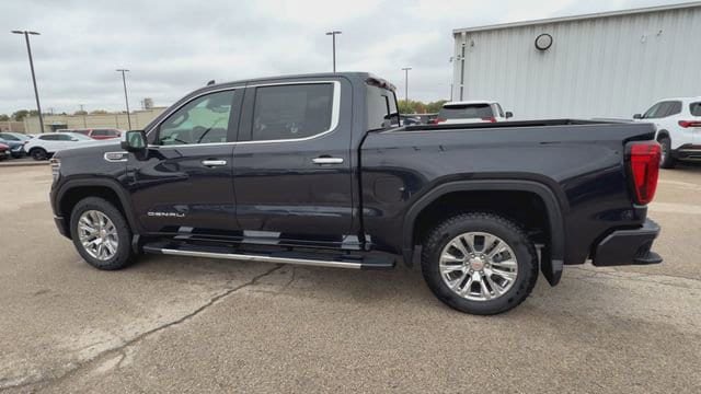 New 2026 GMC Sierra 1500 Denali w/ Technology Package AWD/4WD image 40