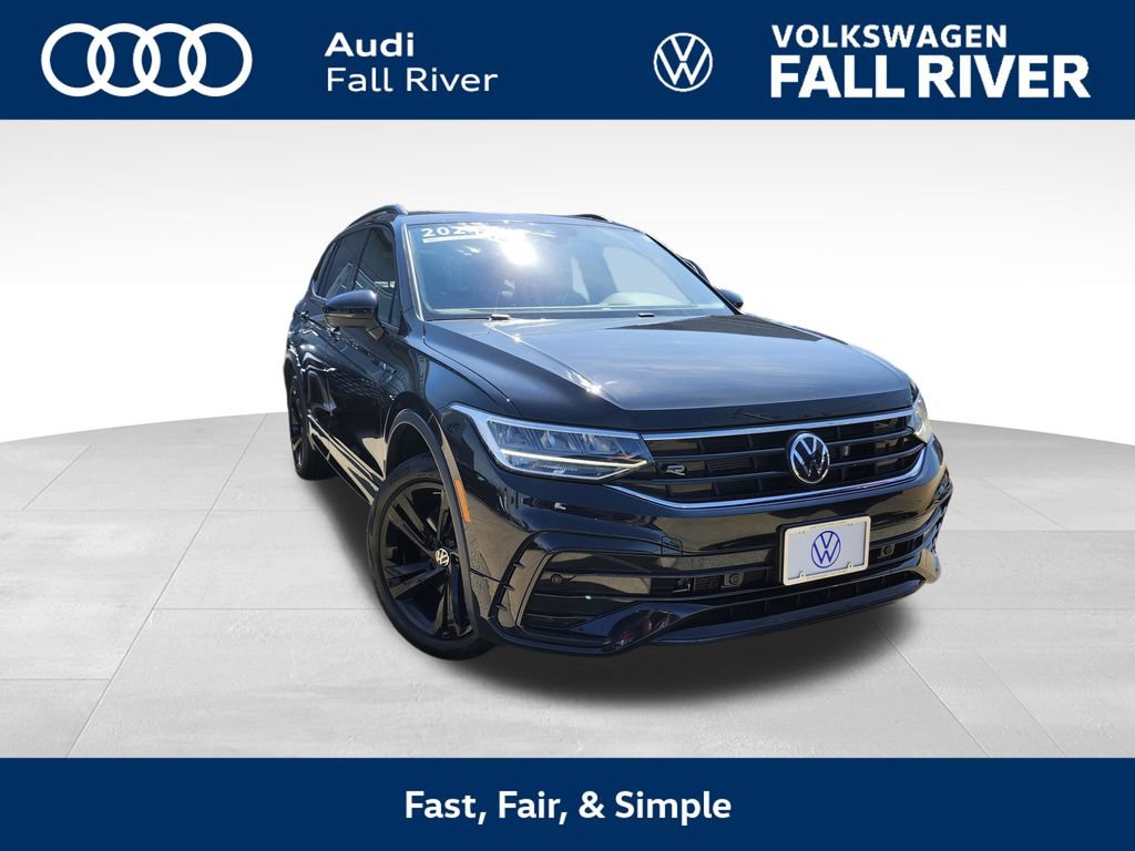 Certified 2024 Volkswagen Tiguan SE R-Line