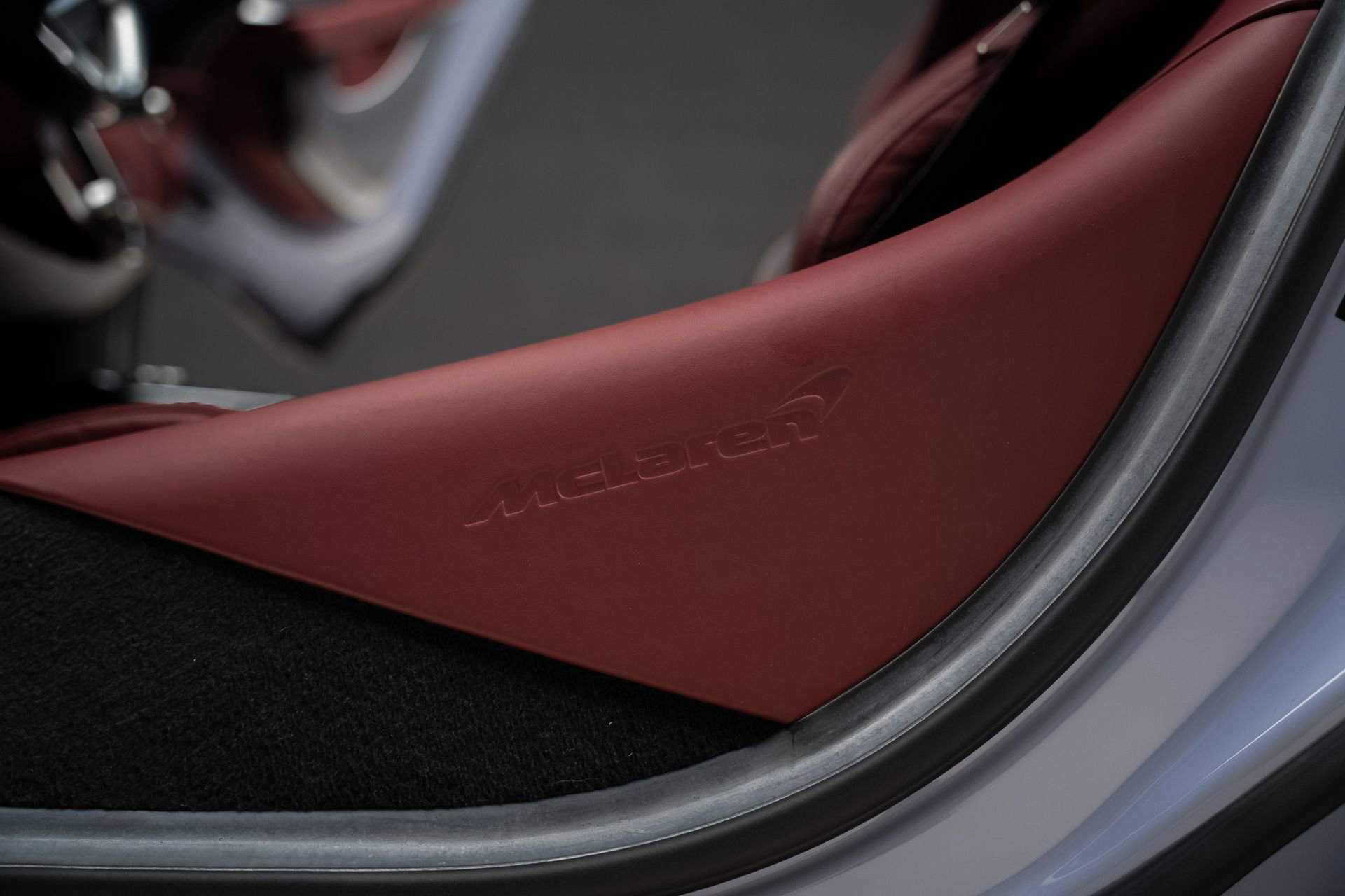 Used 2023 McLaren GT RWD image 51