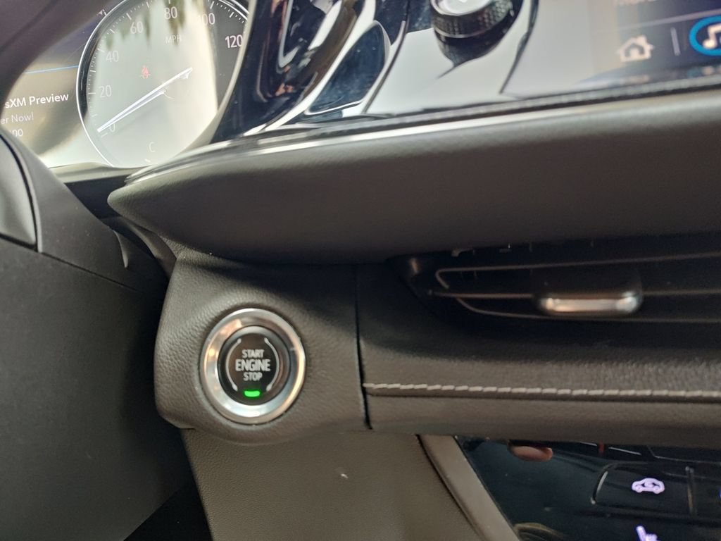 Used 2021 Buick Envision Essence w/ Sport Touring Package AWD/4WD image 21