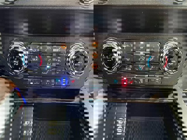 Certified 2020 Ford F150 Limited w/ Trailer Tow Package image 25