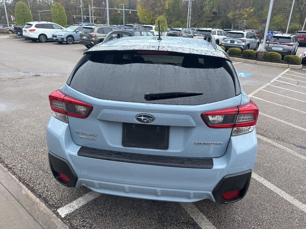 Used 2023 Subaru Crosstrek 2.0i AWD/4WD image 3