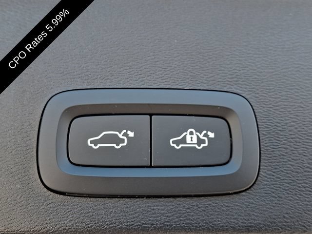 Certified 2023 Volvo XC40 B5 Ultimate w/ Climate Package AWD/4WD image 33