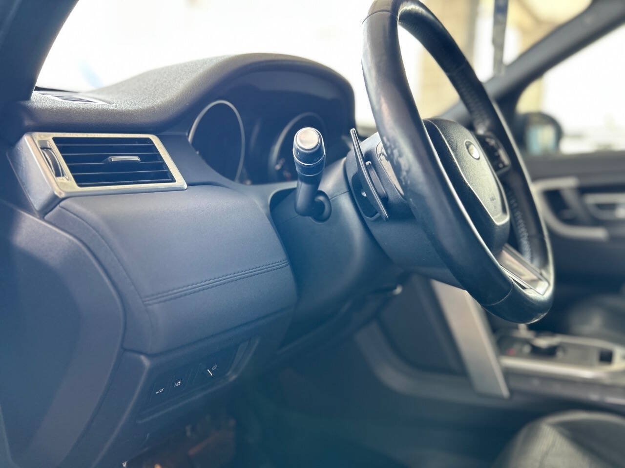 Used 2017 Land Rover Discovery Sport HSE AWD/4WD image 86