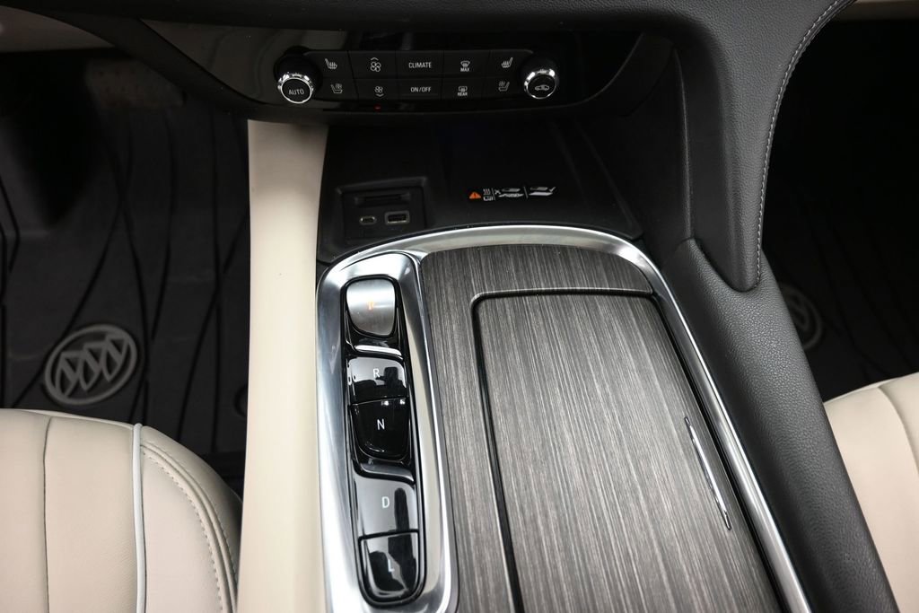 Used 2024 Buick Enclave Avenir w/ Avenir Technology Package AWD/4WD image 22
