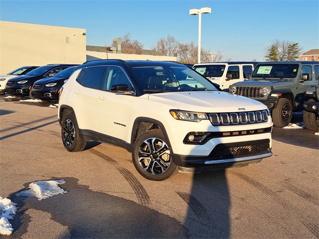 Used 2022 Jeep Compass Limited image 24