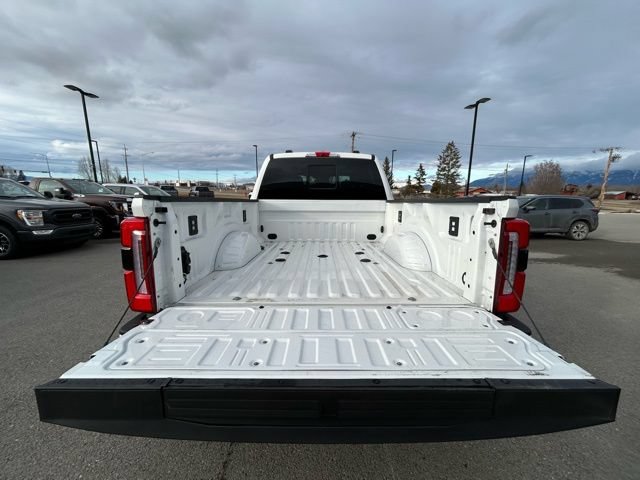Used 2025 Ford F350 Platinum AWD/4WD image 13