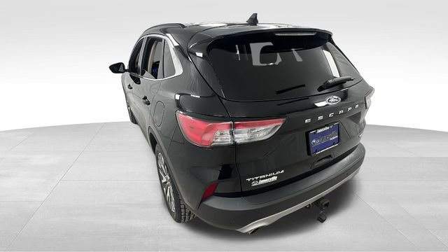 Used 2020 Ford Escape Titanium image 5