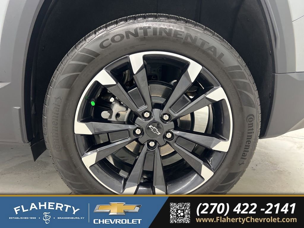 Used 2025 Chevrolet Equinox RS w/ Safety and Technology Package FWD image 19