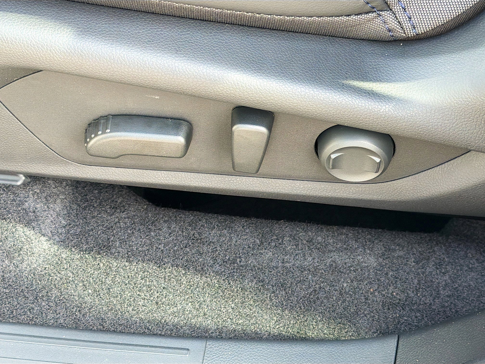 New 2026 Subaru Forester Premium image 25