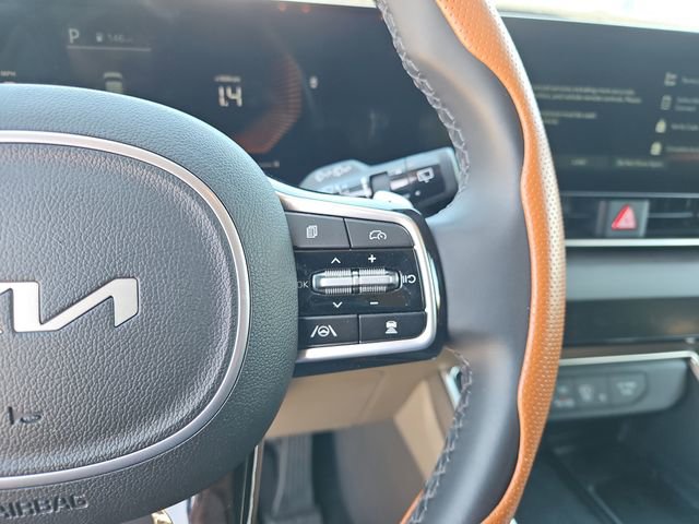 Certified 2025 Kia Carnival EX FWD image 22