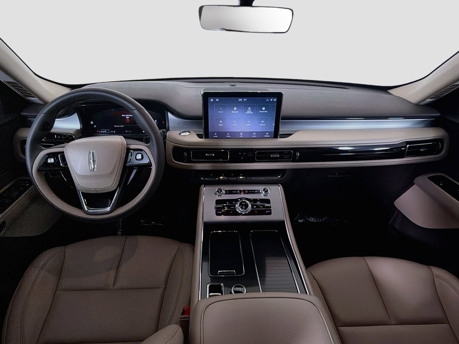 Used 2023 Lincoln Aviator 2WD w/ Premium Package image 16