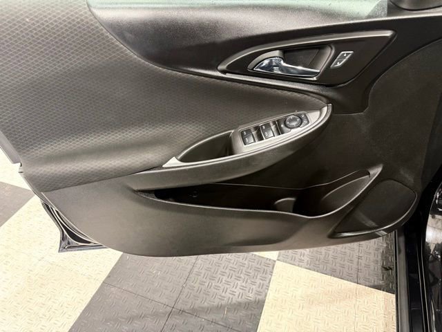 Used 2023 Chevrolet Malibu LT image 13