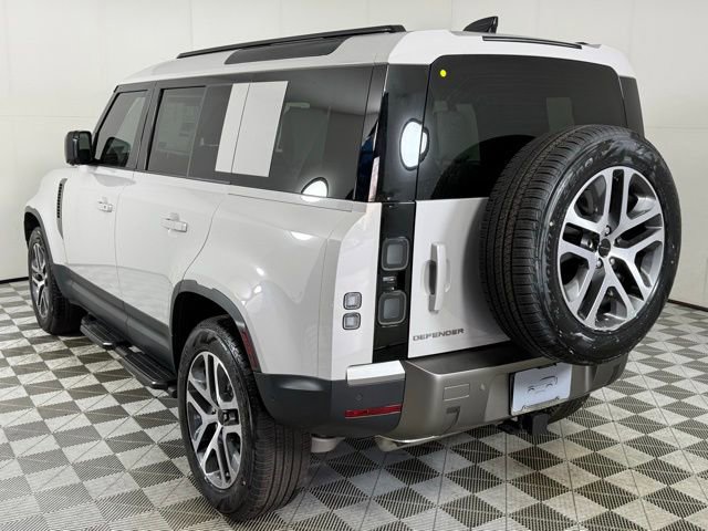 New 2026 Land Rover Defender 110 S AWD/4WD image 7
