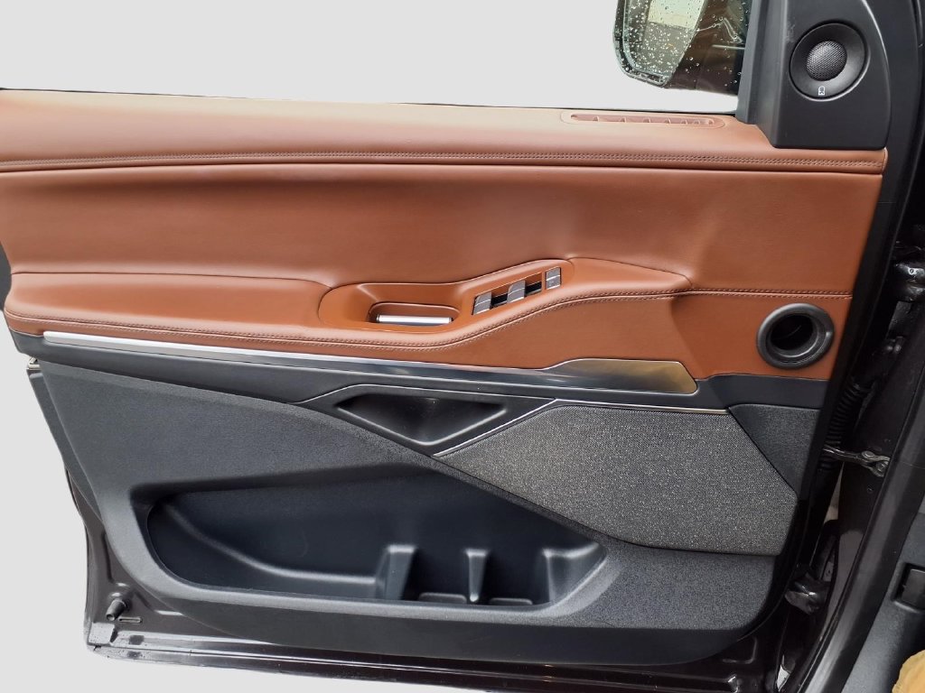 Used 2025 Lincoln Navigator Reserve AWD/4WD image 26