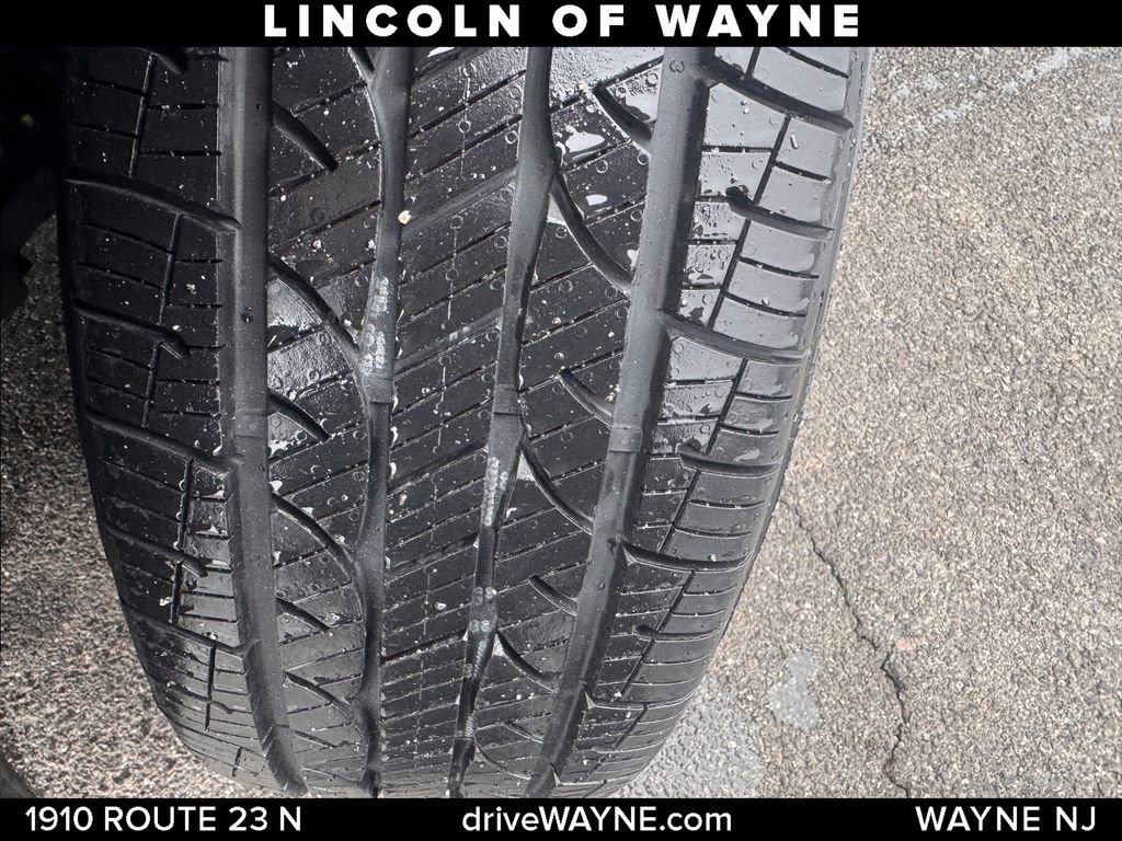 Certified 2022 Lincoln Corsair AWD w/ Premium Package image 27