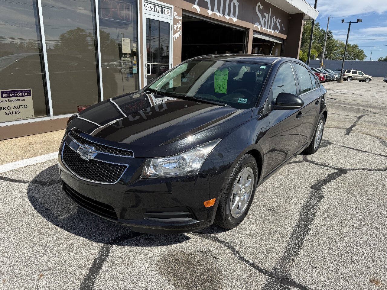 Used 2014 Chevrolet Cruze LT FWD image 2