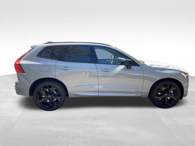 New 2026 Volvo XC60 T8 Ultra w/ Protection Package Premier AWD/4WD image 8
