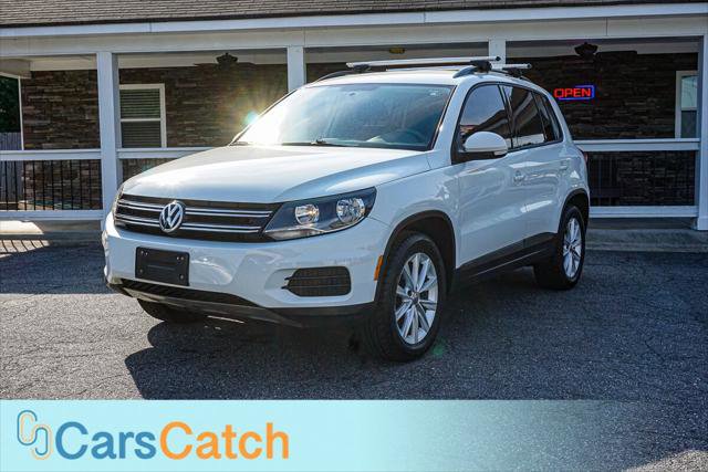 Used 2017 Volkswagen Tiguan Limited w/ Premium Package image 12