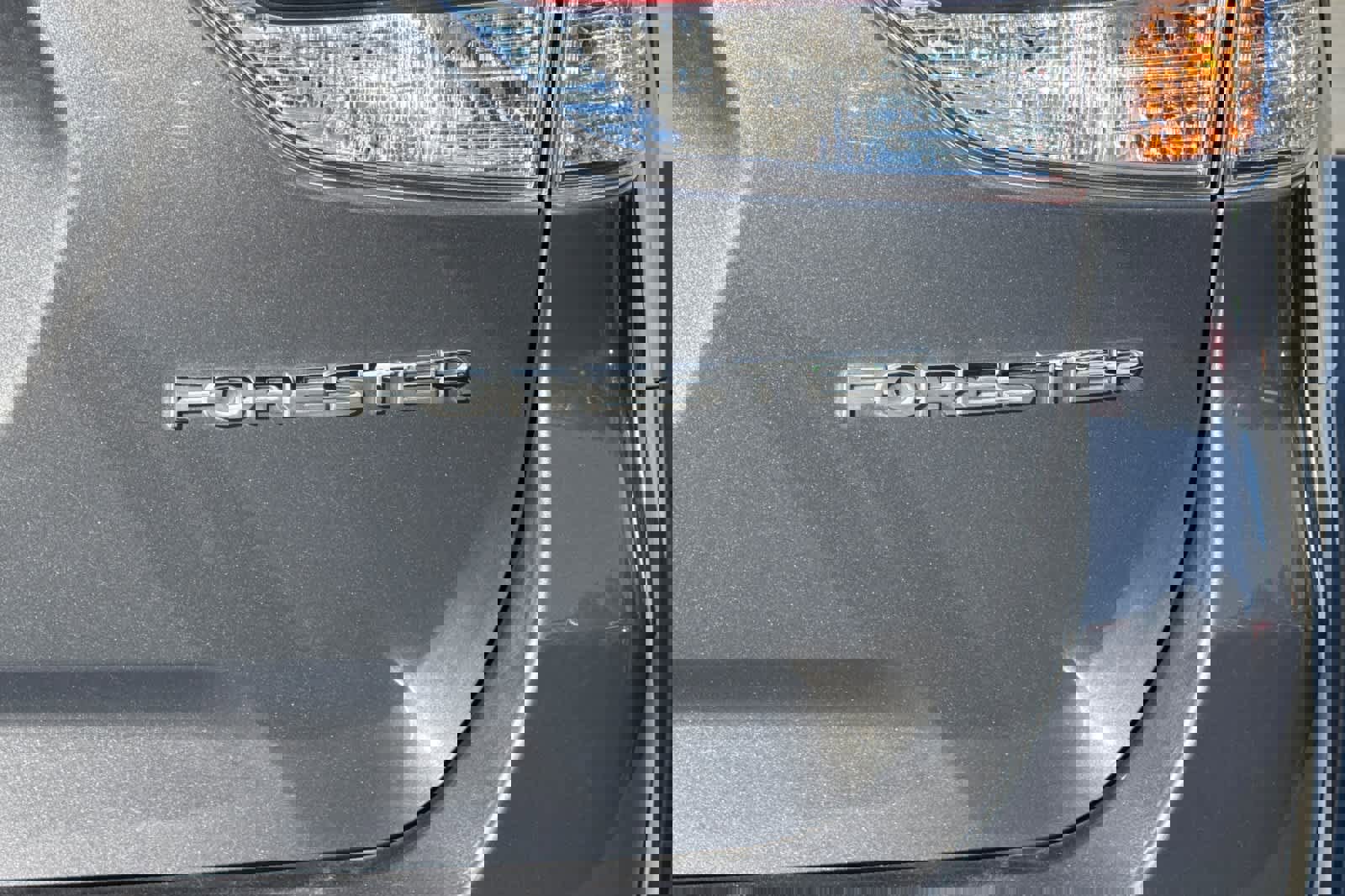 Used 2023 Subaru Forester Premium image 31