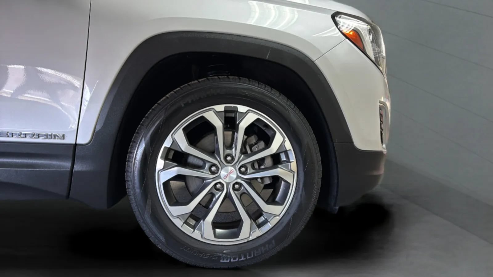 Used 2018 GMC Terrain SLT w/ Preferred Package FWD image 33