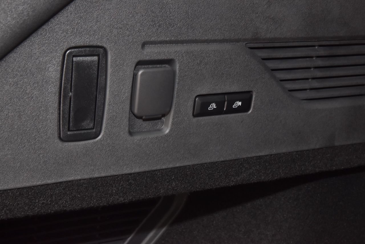 New 2026 Lincoln Nautilus Reserve AWD/4WD image 46