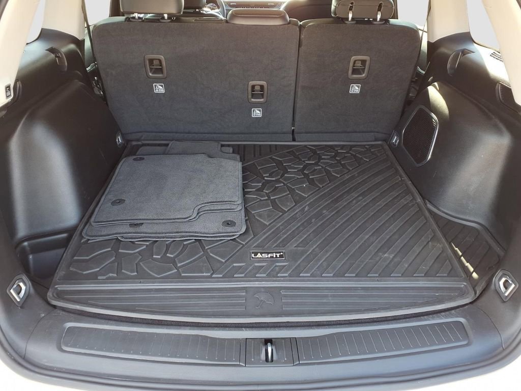 Used 2023 Jeep Grand Cherokee Limited w/ Trailer Tow Prep Group (B) image 32