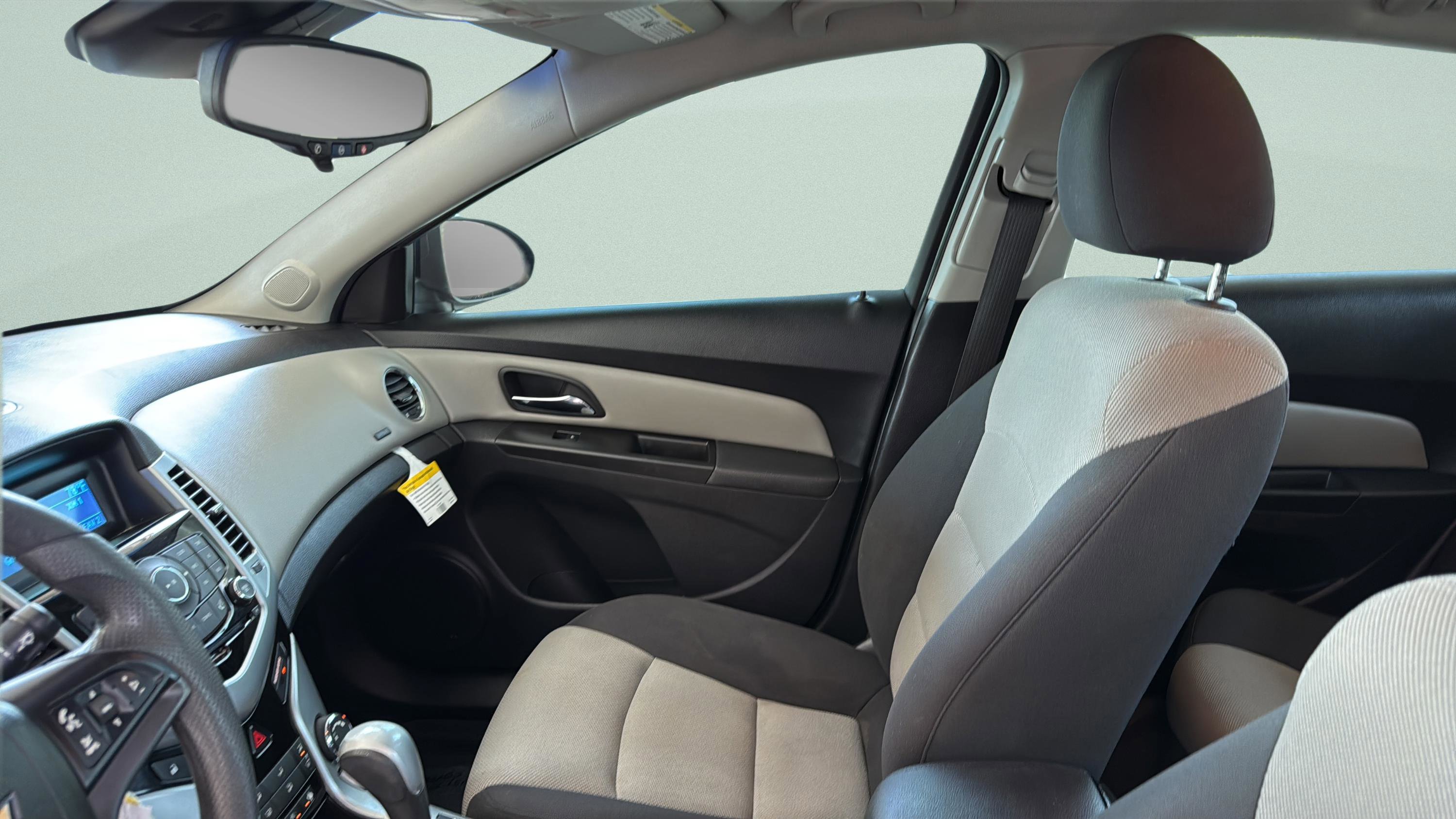 Used 2012 Chevrolet Cruze LS w/ Connectivity Package FWD image 10