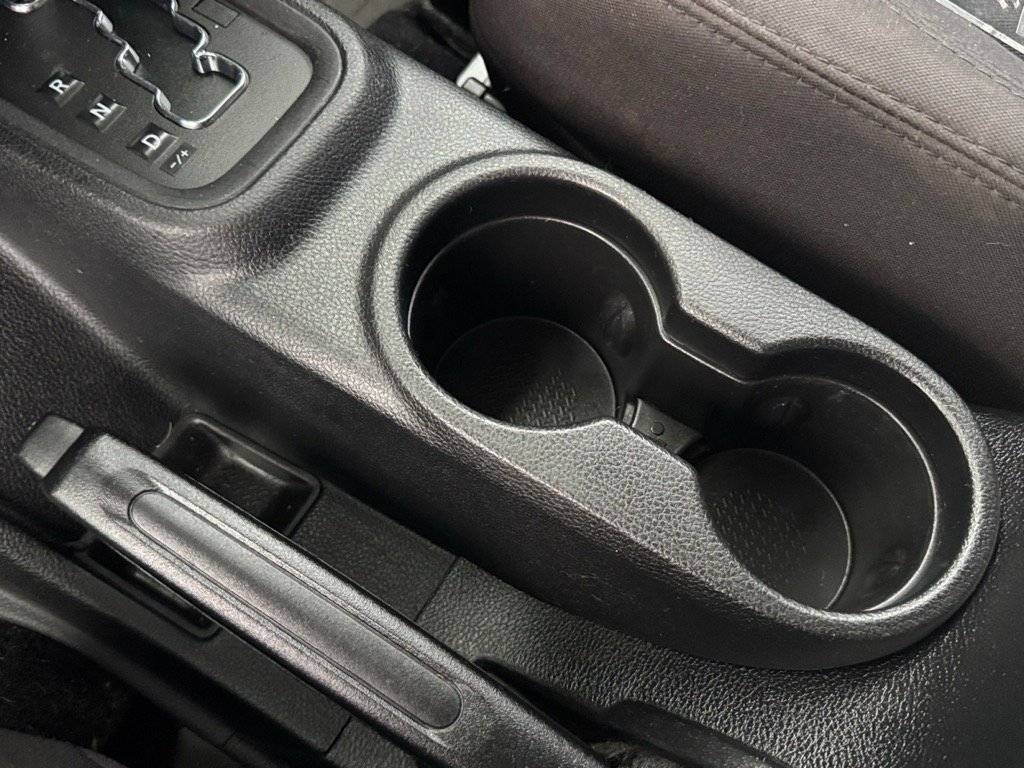 Used 2014 Jeep Wrangler Sport image 21