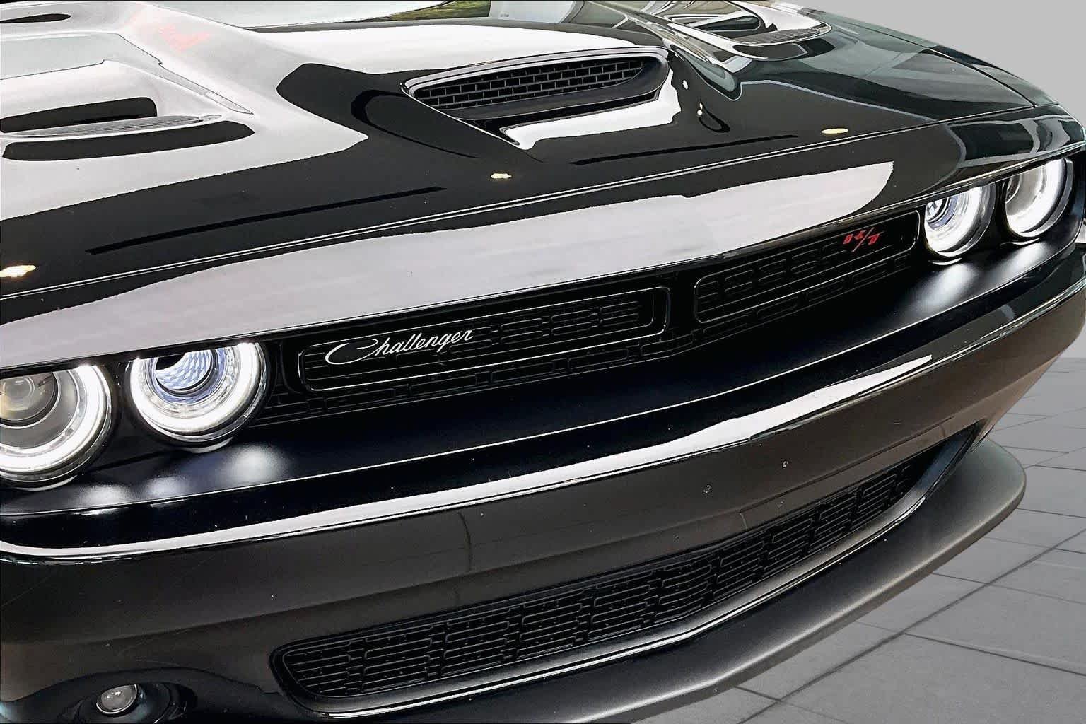 Used 2021 Dodge Challenger R/T Scat Pack RWD image 59
