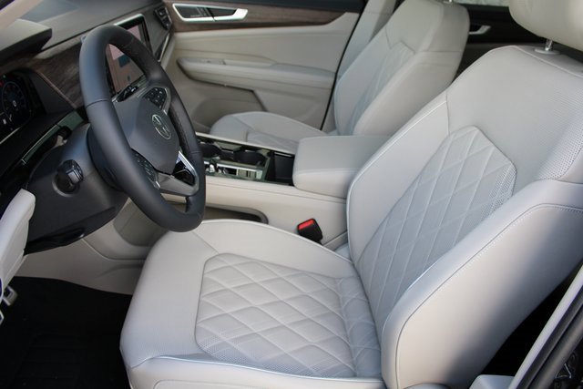 New 2026 Volkswagen Atlas SEL Premium R-Line image 17