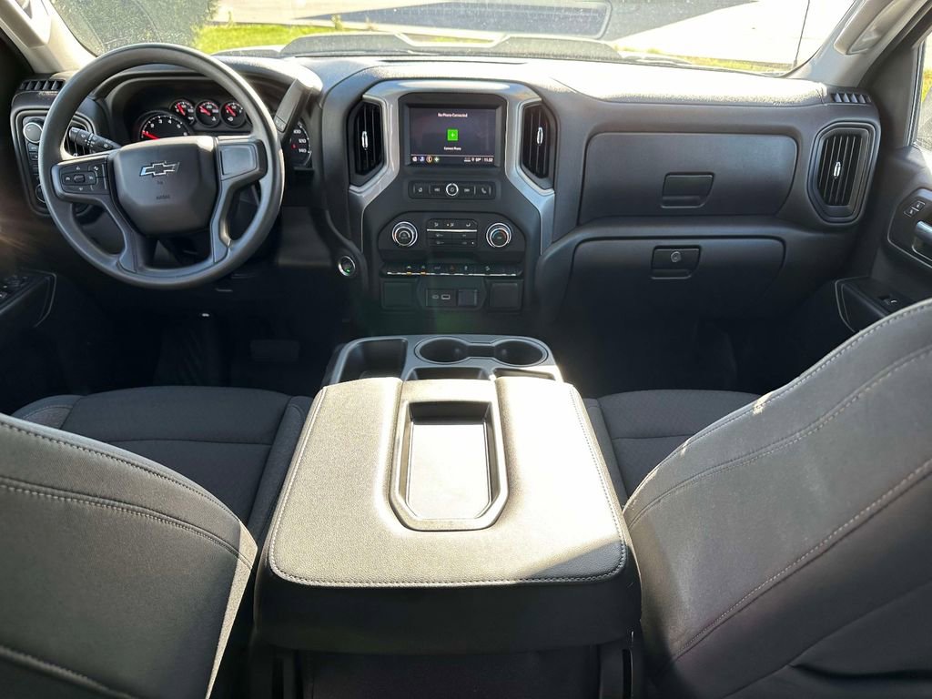 Certified 2024 Chevrolet Silverado 1500 Custom Trail Boss w/ LPO, Dark Essentials Package image 4