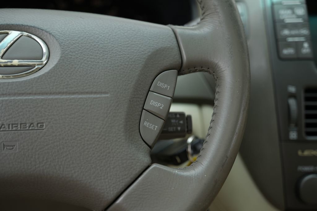 Used 2005 Lexus LS 430 RWD image 44