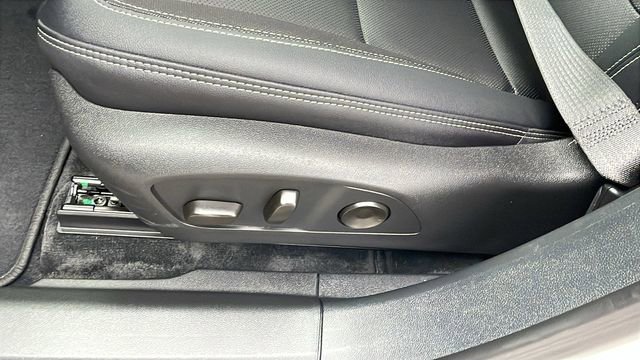 New 2026 Chevrolet Blazer EV LT image 27