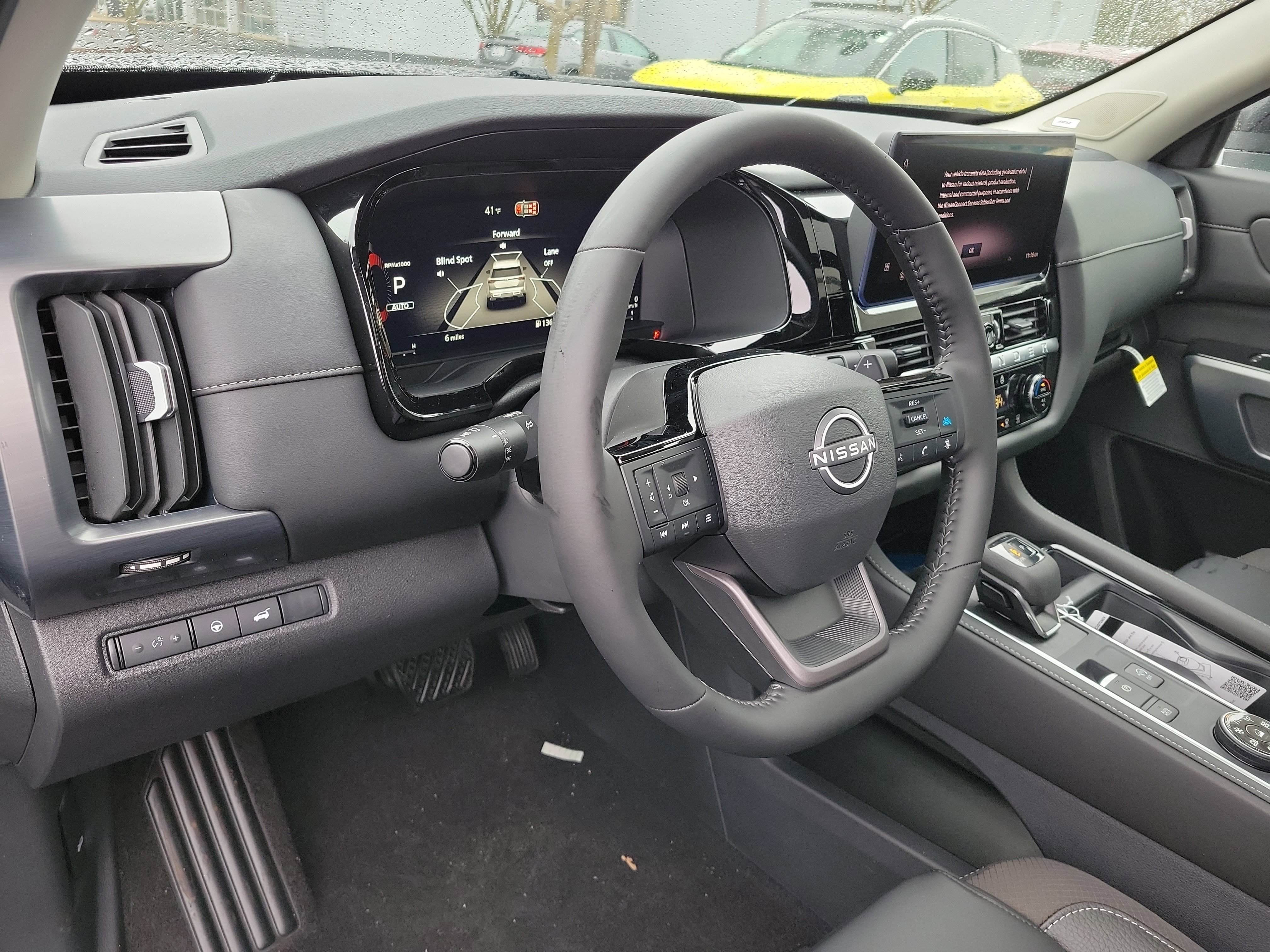 New 2026 Nissan Pathfinder SL w/ SL Premium Package image 8