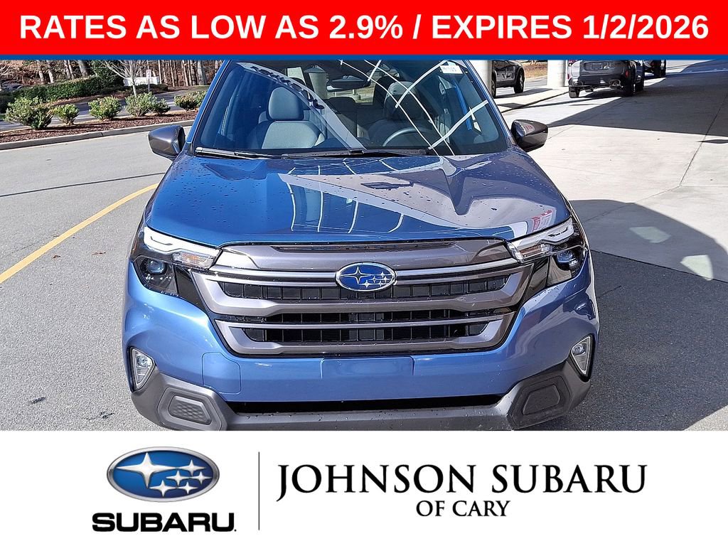 Used 2025 Subaru Forester Premium w/ Protection Package image 31
